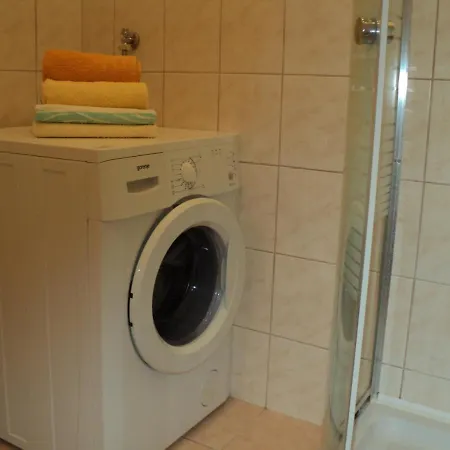 In With Terrace, Air Conditioning, Wifi, Washing Machine Apartment *